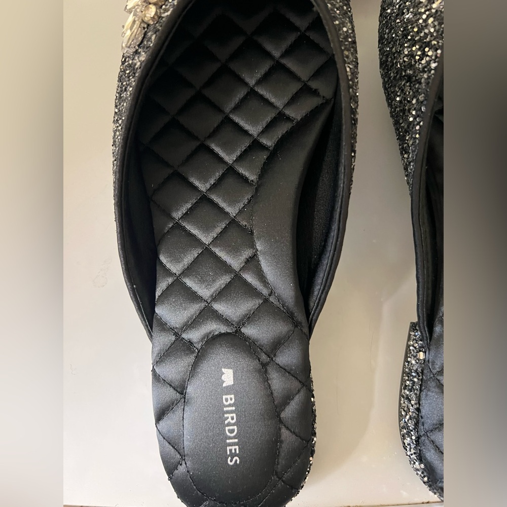 THE SWAN
Jeweled Gunmetal Sparkle 9.5 Birdies - Picture 7 of 12
